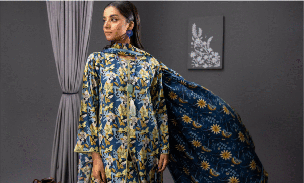Soha By Orang Linen Suit 3pc | Aegean - Image 5