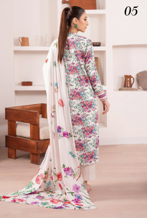 Zubi by Gull Jee Winter Collection 3pc | D#05 - Image 3