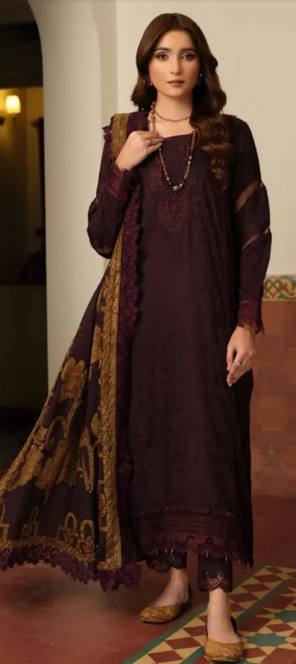Tehzeeb by Riaz Arts Leather Peach with Velvet Jacquard Shawl 3pc | TL-333